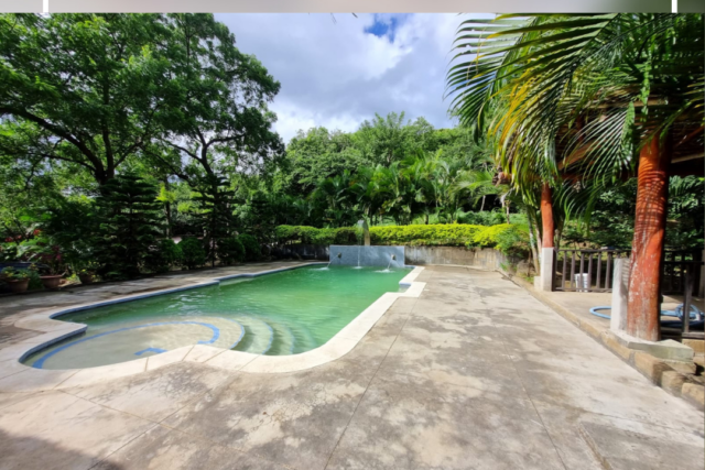 Se vende finca de 16 Manzanas.